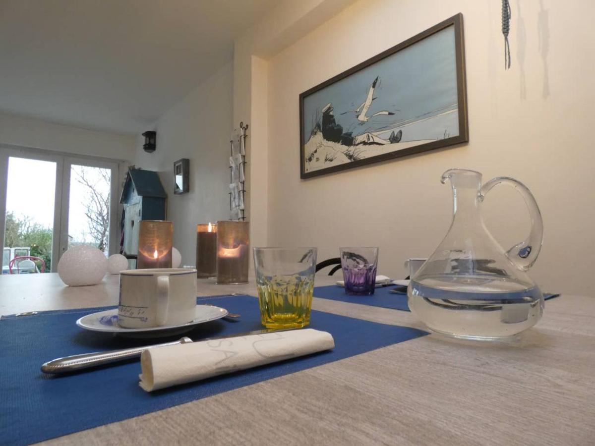 La Surprise Bed & Breakfast เอตาปล์ ภายนอก รูปภาพ