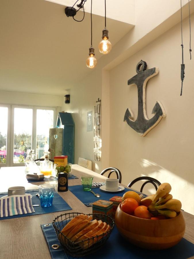 La Surprise Bed & Breakfast เอตาปล์ ภายนอก รูปภาพ